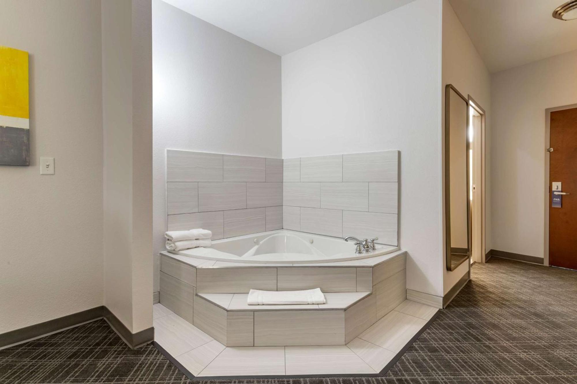 Comfort Suites Накітош Екстер'єр фото