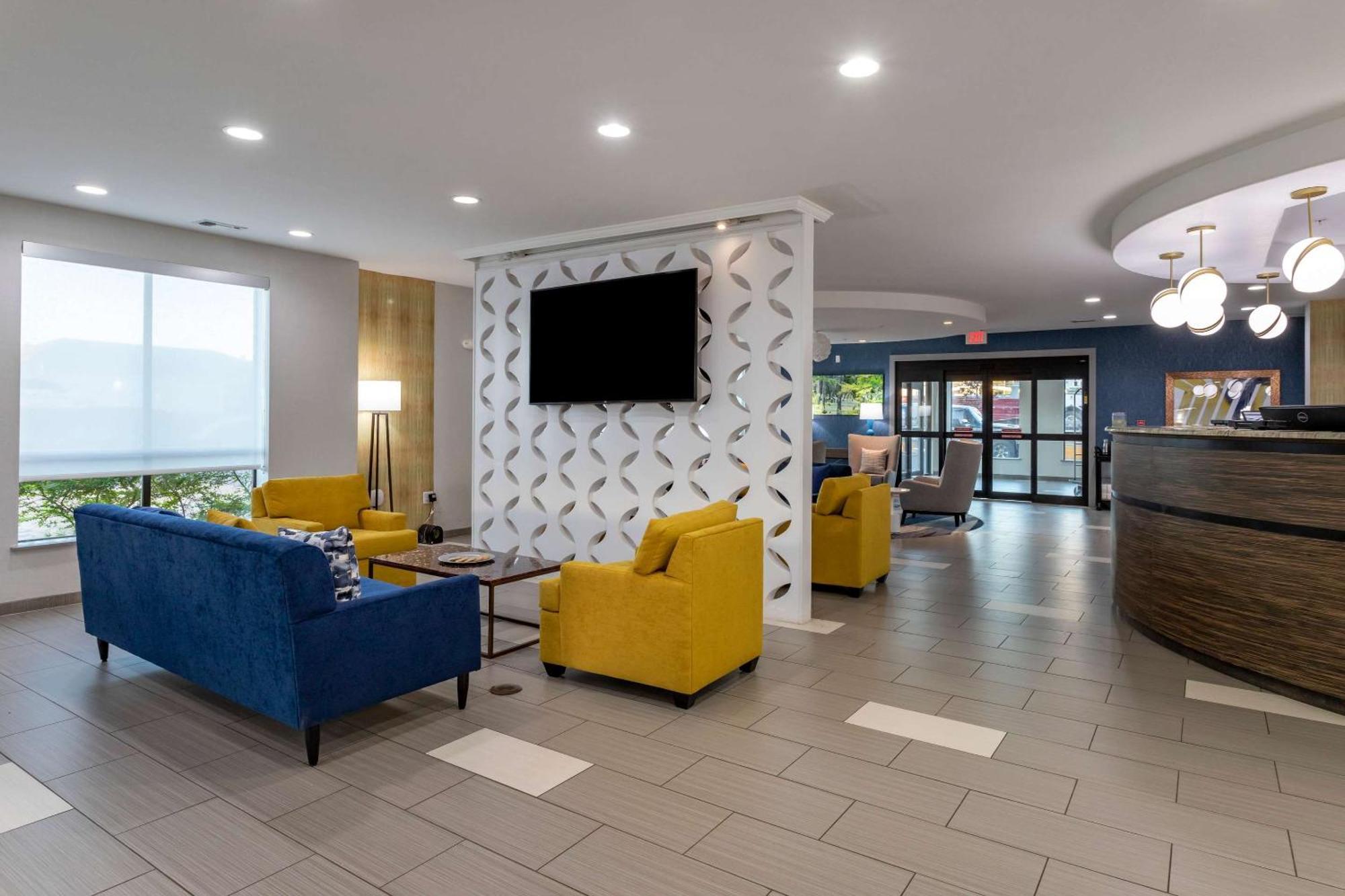 Comfort Suites Накітош Екстер'єр фото