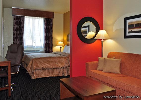 Comfort Suites Накітош Номер фото